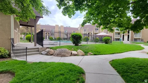 Exterior - 436 Creekside Cir #B, Murray, UT 84107 photo 3 of 5