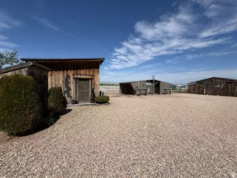 Exterior - 7456 S 950 W, Willard, UT 84340 photo 28 of 30