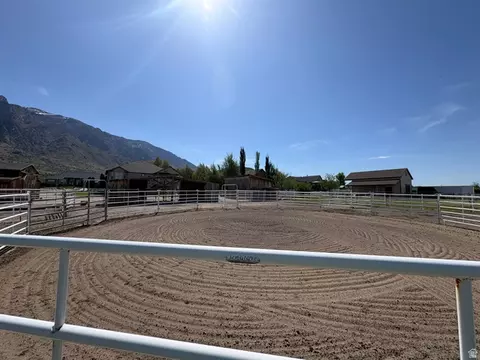 Exterior - 7456 S 950 W, Willard, UT 84340 photo 18 of 30