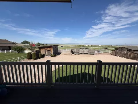 Exterior - 7456 S 950 W, Willard, UT 84340 photo 9 of 30
