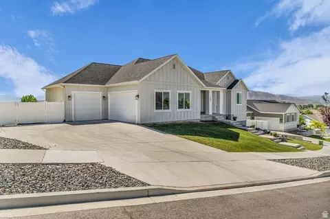 Exterior - 1292 S 500 E, Payson, UT 84651 photo 2 of 7