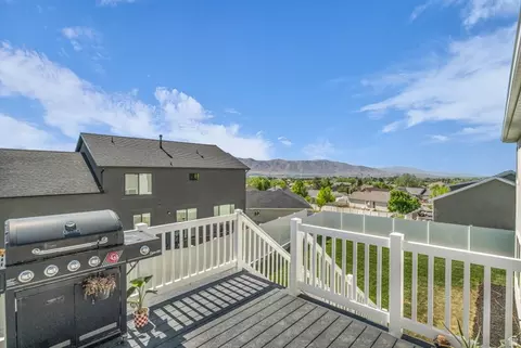 Exterior - 1292 S 500 E, Payson, UT 84651 photo 4 of 7