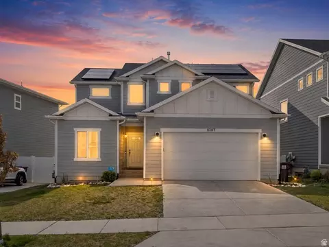 9307 N Tampa Dr, Eagle Mountain, UT 84005