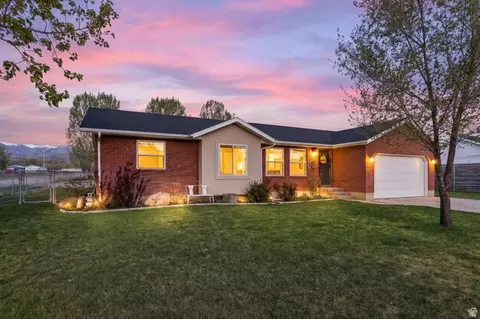 715 S 400 W, Mount Pleasant, UT 84647