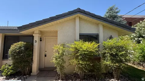 136 S 100 E #3, Saint George, UT 84770