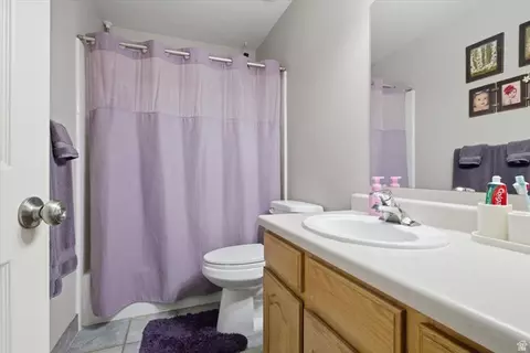 Bath - 740 E Baker Dr, Midvale, UT 84047 photo 3 of 3