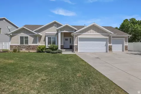422 W 1500 N, Harrisville, UT 84404