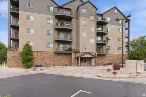 1225 E Wolf Hollow Ln S #206, Millcreek, UT 84117