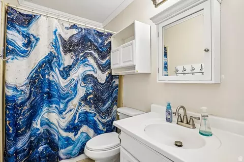 Bath - 854 E 1030 N, Orem, UT 84097 photo 1 of 4