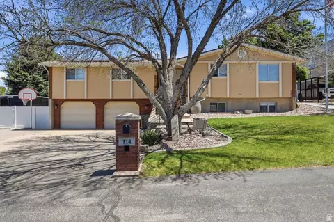 114 N Clark Ln, Elk Ridge, UT 84651
