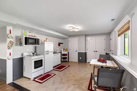 Kitchen - 578 N 160 E, Mendon, UT 84325 photo 7 of 7