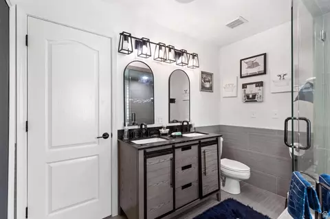 Bath - 578 N 160 E, Mendon, UT 84325 photo 1 of 6