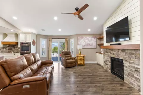 Living - 578 N 160 E, Mendon, UT 84325 photo 2 of 2