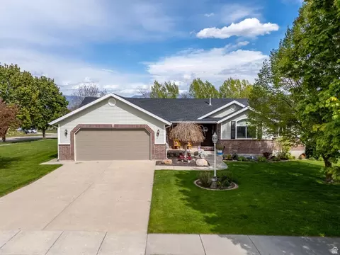 Exterior - 578 N 160 E, Mendon, UT 84325 photo 2 of 10