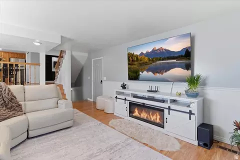 Living - 2144 E 3000 N, Layton, UT 84040 photo 2 of 4