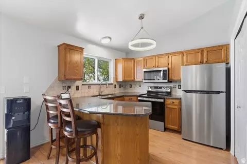 Kitchen - 2144 E 3000 N, Layton, UT 84040 photo 1 of 3