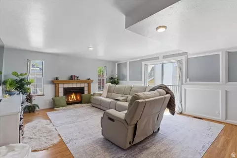 Living - 2144 E 3000 N, Layton, UT 84040 photo 3 of 4