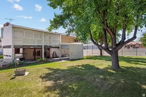 Exterior - 867 E 7905 S, Sandy, UT 84094 photo 8 of 11