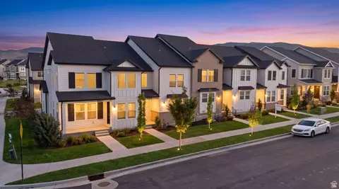 4407 W Monument Peak Dr #932, Herriman, UT 84096