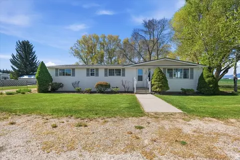 Exterior - 371 W 9th S, Grace, ID 83241 photo 1 of 10