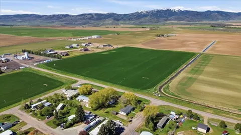 View/Area - 371 W 9th S, Grace, ID 83241 photo 3 of 10