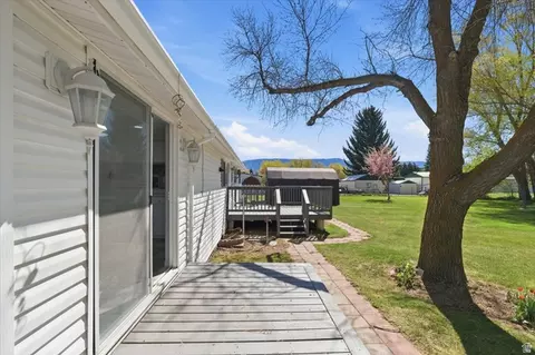 Exterior - 371 W 9th S, Grace, ID 83241 photo 3 of 10