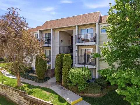 4646 S Quail Park Dr E #J, Salt Lake City, UT 84117