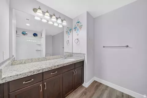 Bath - 7228 N Clover Leaf Ln, Eagle Mountain, UT 84005 photo 3 of 5
