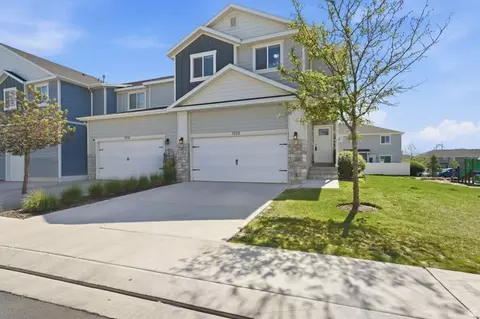 Exterior - 7228 N Clover Leaf Ln, Eagle Mountain, UT 84005 photo 1 of 3