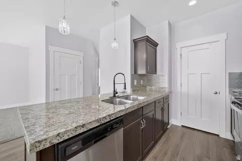 Kitchen - 7228 N Clover Leaf Ln, Eagle Mountain, UT 84005 photo 2 of 3