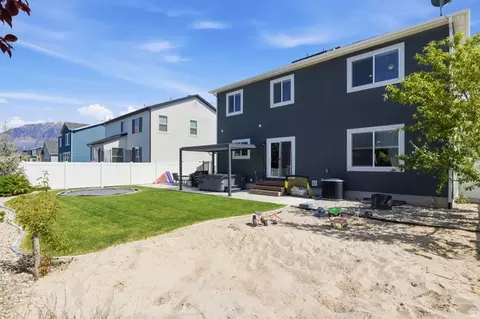 Exterior - 313 E 170 N, Vineyard, UT 84059 photo 5 of 8
