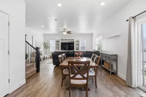 Dining - 313 E 170 N, Vineyard, UT 84059 photo 1 of 2
