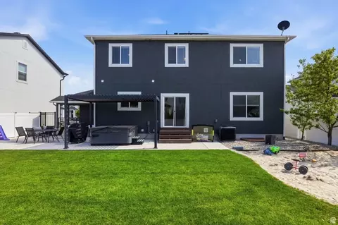 Exterior - 313 E 170 N, Vineyard, UT 84059 photo 4 of 8
