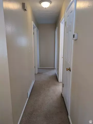 Entry Way - 1411 E Millbrook Way, Bountiful, UT 84010 photo 2 of 2