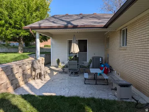 Exterior - 1411 E Millbrook Way, Bountiful, UT 84010 photo 3 of 7