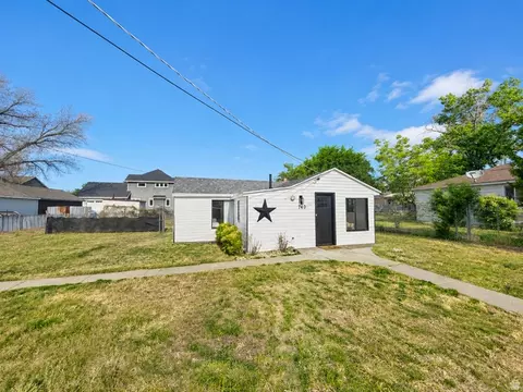 Exterior - 740 S 900 E, Orem, UT 84097 photo 1 of 3