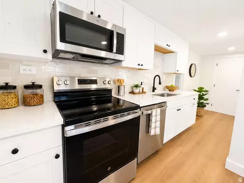Kitchen - 740 S 900 E, Orem, UT 84097 photo 1 of 2
