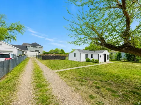 Exterior - 740 S 900 E, Orem, UT 84097 photo 2 of 3