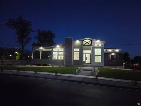 6337 S Glen Oaks St, Murray, UT 84107