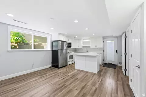 Kitchen - 121 N 300 E, Alpine, UT 84004 photo 5 of 7