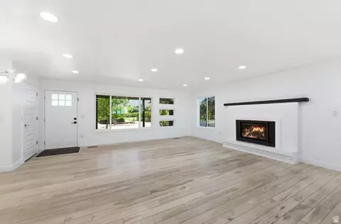 Living - 121 N 300 E, Alpine, UT 84004 photo 1 of 6