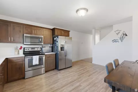 Kitchen - 212 E 700 N, Vineyard, UT 84058 photo 2 of 4