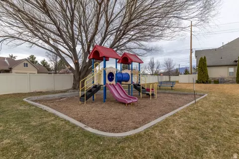 Exterior - 145 S 920 E, American Fork, UT 84003 photo 6 of 9