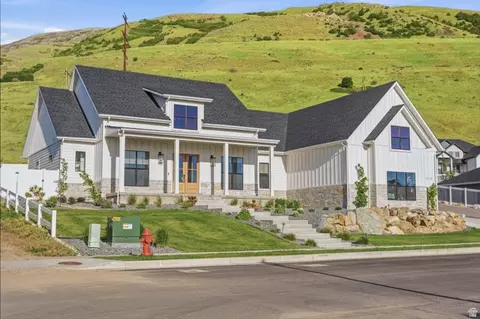 2013 S 100 St W, Perry, UT 84302