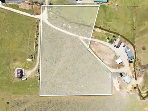 5879 Starr Ln #3, Oakley, UT 84055