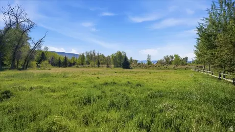 2410 N River Meadows Pkwy #4, Midway, UT 84049