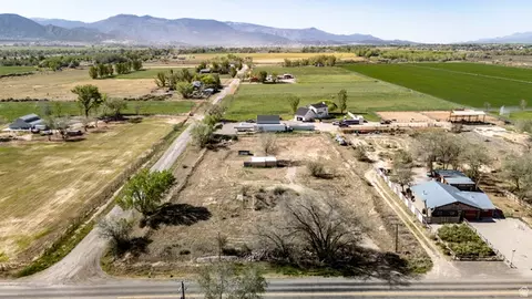 1211 W Midvalley Rd, Cedar City, UT 84721