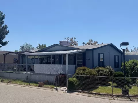 3545 S La Suesue St #100, West Valley City, UT 84118