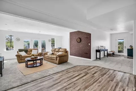 2016 N Nuttall Dr, Lehi, UT 84043