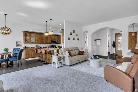 2016 N Nuttall Dr, Lehi, UT 84043